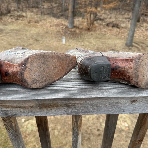 Corral Sequin Cross Snip Toe Size 7 1/2 Cowgirl Boots - Picture 4 of 5